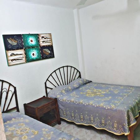 Hotel Amueblados Gaby Zihuatanejo Exterior photo