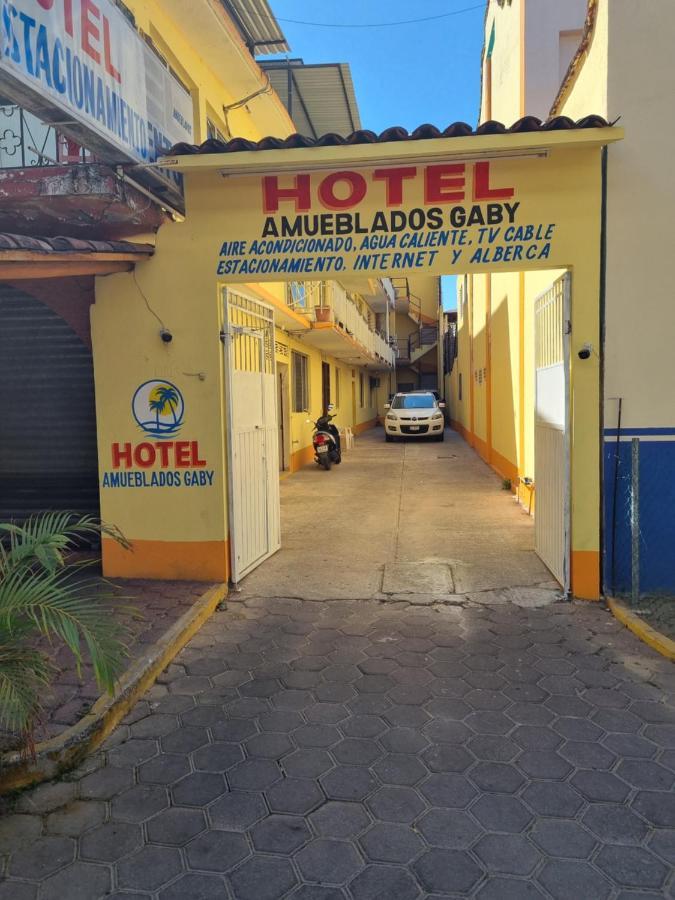 Hotel Amueblados Gaby Zihuatanejo Exterior photo